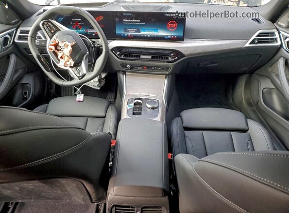WBY23HD08SFV57987 2025 BMW I4 Black Вид панелі приладів