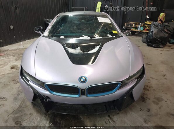 WBY2Z2C3XHV676856 2017 BMW I8 White Սալոնի հետևի տեսք