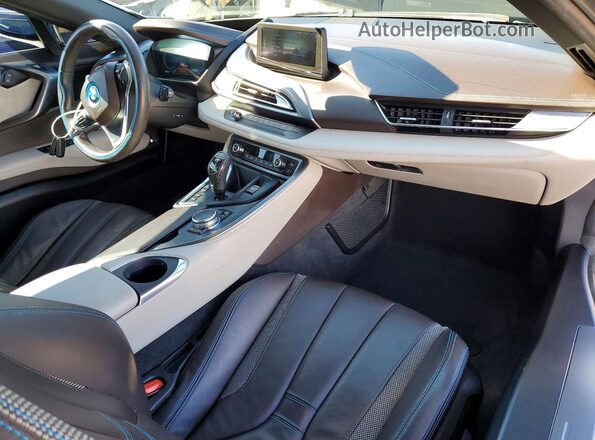 WBY2Z2C51GV676177 2016 BMW I8 Белый Вид панели приборов