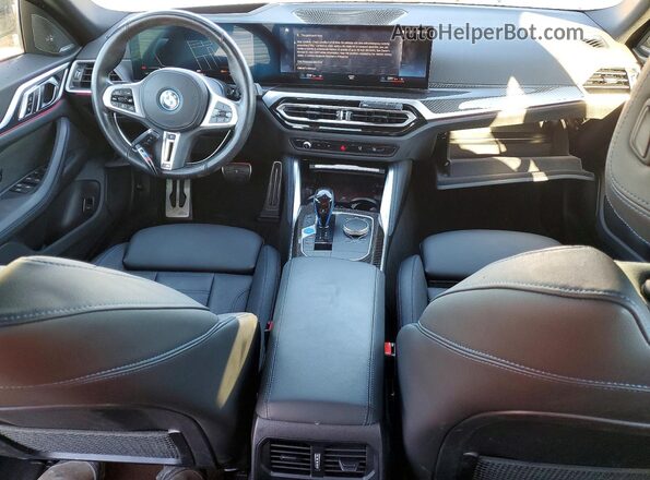 WBY33AW07NFM77108 2022 BMW I4 Blue Առջևի վահանակի տեսք