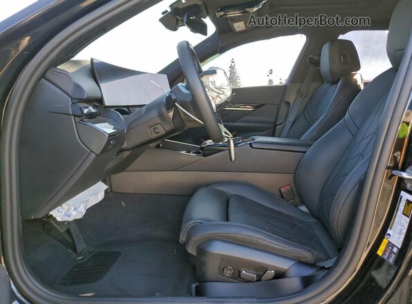 WBY33FK05RCR64169 2024 BMW OTHER Black Front interior view
