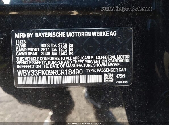 WBY33FK09RCR18490 2024 BMW 7 SERIES Black Vista del compartimento del motor