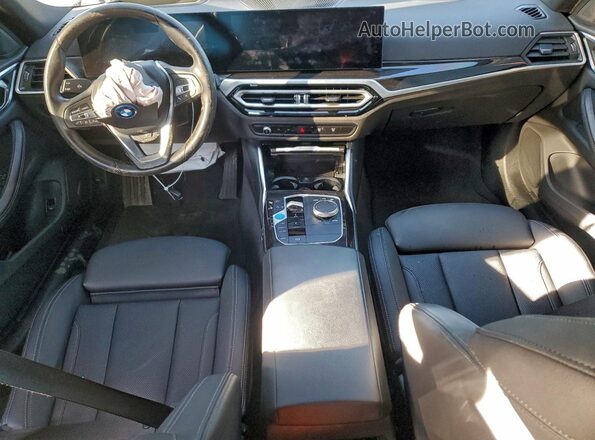 WBY43AW07RFS38975 2024 BMW I4 Серый Вид панели приборов