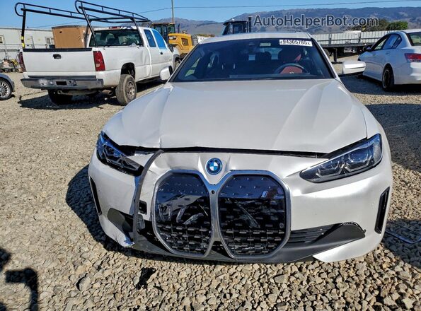 WBY43AW09RFT05494 2024 BMW I4 White Widok z przodu