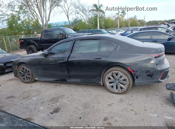 WBY43EJ05RCP11823 2024 BMW OTHER Black Вид задньої частини салону