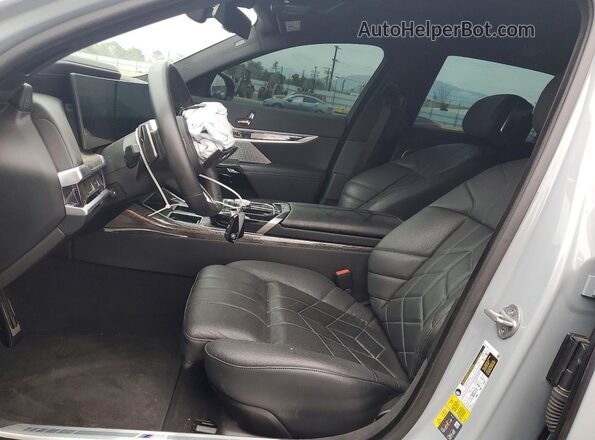 WBY53EJ06PCN66454 2023 BMW OTHER Silver წინა სალონის ხედი