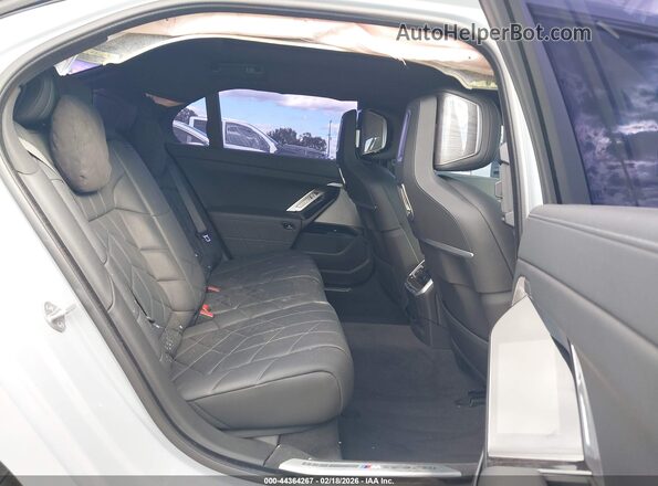 WBY53EJ09PCN73592 2023 BMW 7 SERIES Gray VIN sticker view