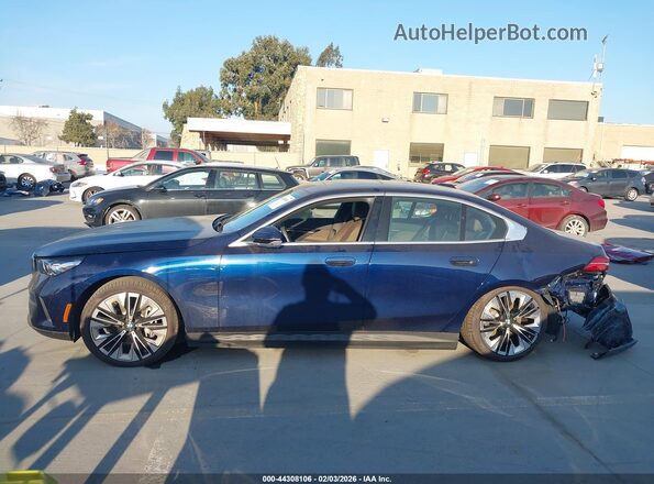 WBY63HG04TCU94709 2026 BMW OTHER Blue Панорамний вид салону 360°