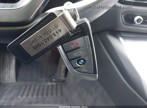 WBY73AW00PFP47591 2023 BMW I4 White Widok deski rozdzielczej