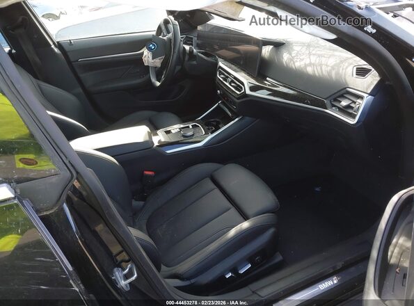 WBY73AW04RFR62328 2024 BMW I4 Black წინა სალონის ხედი