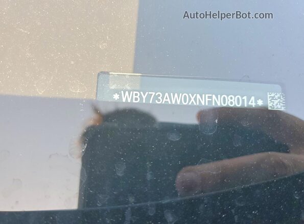 WBY73AW0XNFN08014 2022 BMW I4 Black Widok komory silnika
