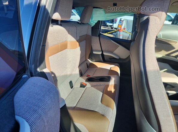 WBY7Z2C57JVE61810 2018 BMW I3 Red უკანა სავარძლების ხედი