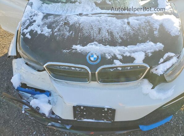 WBY8P8C58K7F05140 2019 BMW I3 White Вид задньої частини салону