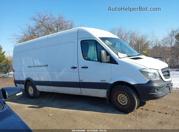 WD3PE8DD0GP248756 2016 MERCEDES-BENZ SPRINTER White უკანა სალონის ხედი