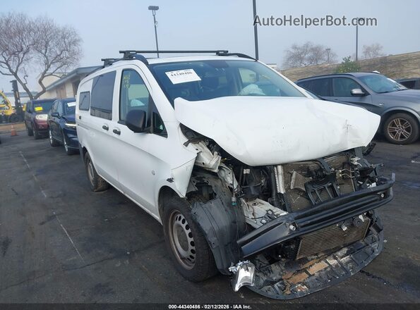 WD3PG2EA0K3553105 2019 MERCEDES-BENZ METRIS White Widok wnętrza 360 stopni