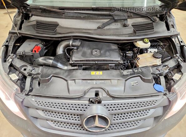 WD4PG2EE2K3511985 2019 MERCEDES-BENZ METRIS Black Widok komory silnika