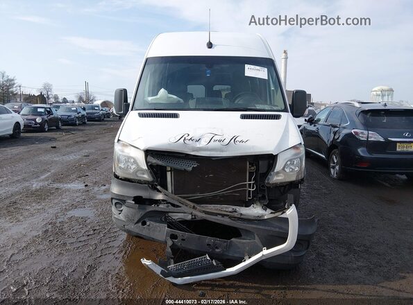 WDAPF1CD5HP546901 2017 MERCEDES-BENZ SPRINTER White ხელსაწყოთა პანელის ხედი