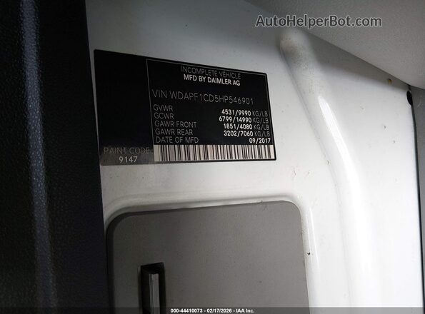 WDAPF1CD5HP546901 2017 MERCEDES-BENZ SPRINTER White ძრავის განყოფილების ხედი