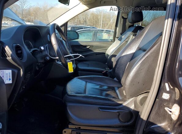 WDAPG2EE7H3311223 2017 MERCEDES-BENZ METRIS Black Widok wnętrza z przodu