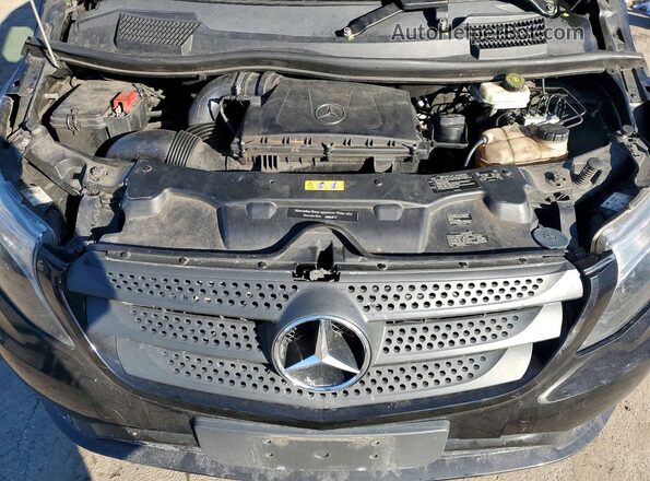 WDAPG2EE7H3311223 2017 MERCEDES-BENZ METRIS Black Widok komory silnika