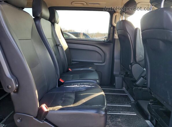 WDAPG2EE7H3311223 2017 MERCEDES-BENZ METRIS Black Widok wnętrza z tyłu