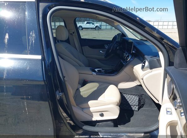 WDC0G4JB0GF083787 2016 MERCEDES-BENZ GLC 300 Black წინა სალონის ხედი
