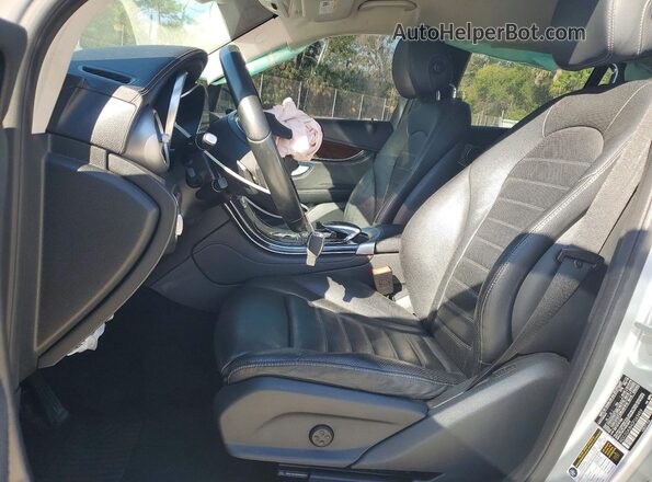 WDC0G4JB4GF063459 2016 MERCEDES-BENZ GLC-CLASS Серебряный Вид салона спереди