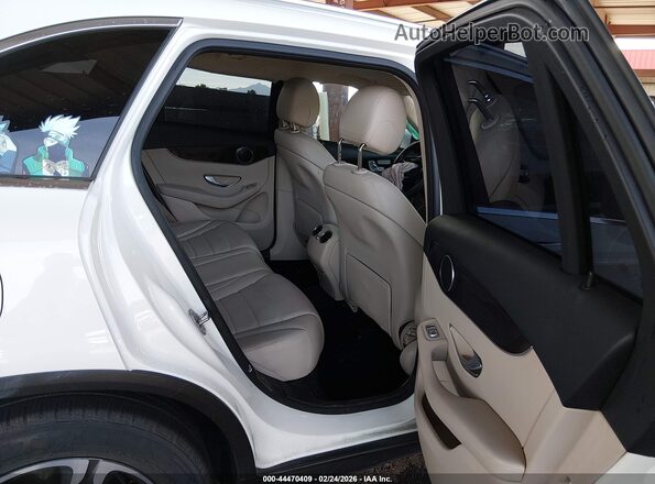 WDC0G4JB5GF104925 2016 MERCEDES-BENZ GLC 300 Белый Вид наклейки с VIN-кодом
