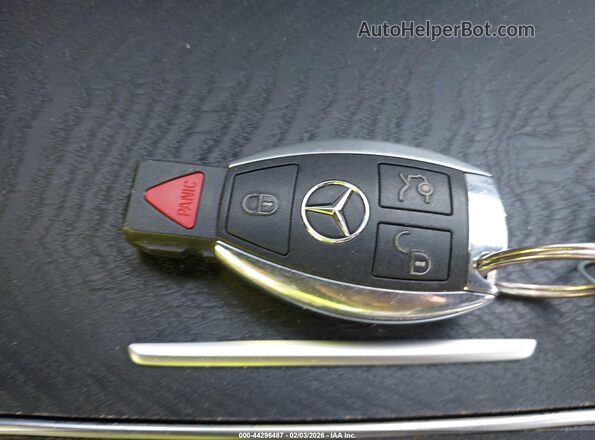 WDC0G4JB7KV154806 2019 MERCEDES-BENZ GLC 300 White Vista del salpicadero
