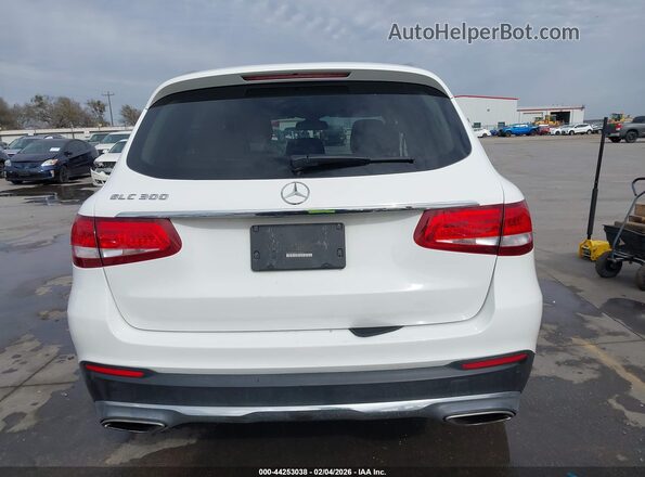 WDC0G4JB7KV172805 2019 MERCEDES-BENZ GLC 300 White 
