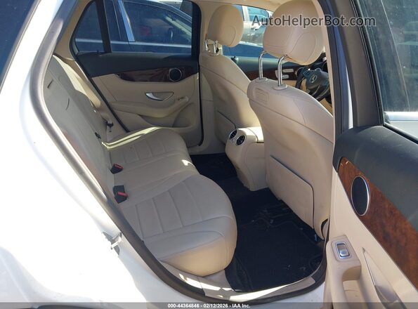 WDC0G4JBXJV040071 2018 MERCEDES-BENZ GLC 300 Champagne 