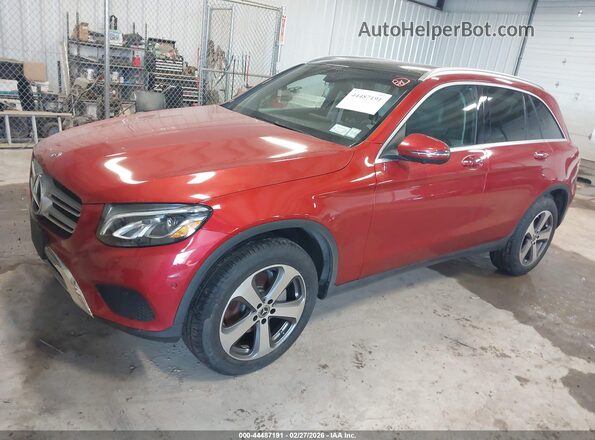 WDC0G4KB0JV092033 2018 MERCEDES-BENZ GLC 300 Red Передня ліва чверть