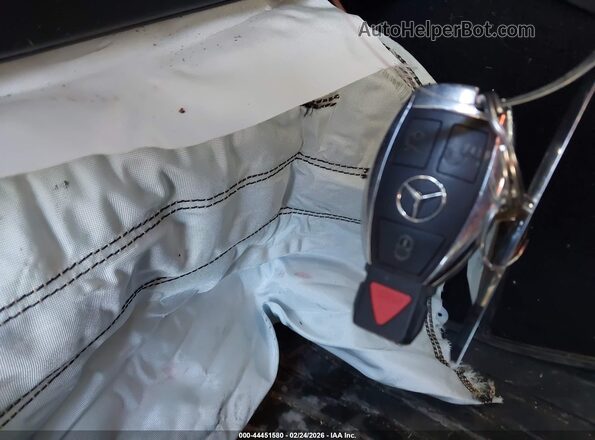 WDC0G4KB2GF016137 2016 MERCEDES-BENZ GLC 300 Silver Առջևի վահանակի տեսք