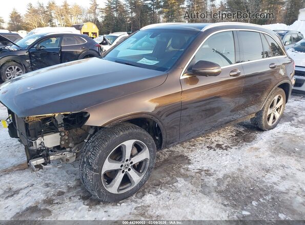 WDC0G4KB3JV079602 2018 MERCEDES-BENZ GLC 300 Brown Vista tres cuartos delantera izquierda