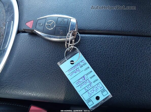 WDC0G4KB3JV079602 2018 MERCEDES-BENZ GLC 300 Brown Vista del salpicadero