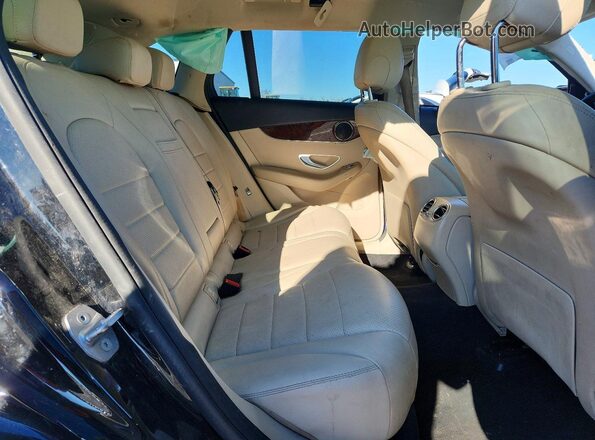 WDC0G4KB9HV008429 2017 MERCEDES-BENZ GLC-CLASS Black Widok wnętrza z tyłu