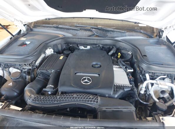 WDC0G4KBXGF034840 2016 MERCEDES-BENZ GLC 300 White Rear view