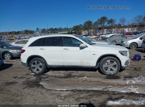 WDC0G5EB0KF611580 2019 MERCEDES-BENZ GLC 350E Белый Вид задней части салона