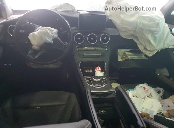 WDC0G5EB3KF610102 2019 MERCEDES-BENZ GLC-CLASS Gray Dashboard view