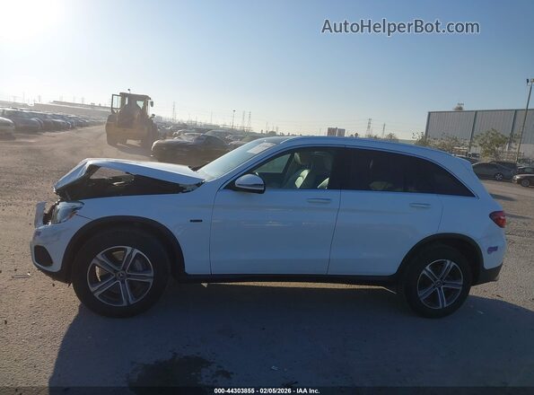 WDC0G5EB5KF620131 2019 MERCEDES-BENZ GLC 350E Белый Панорамный вид салона 360°