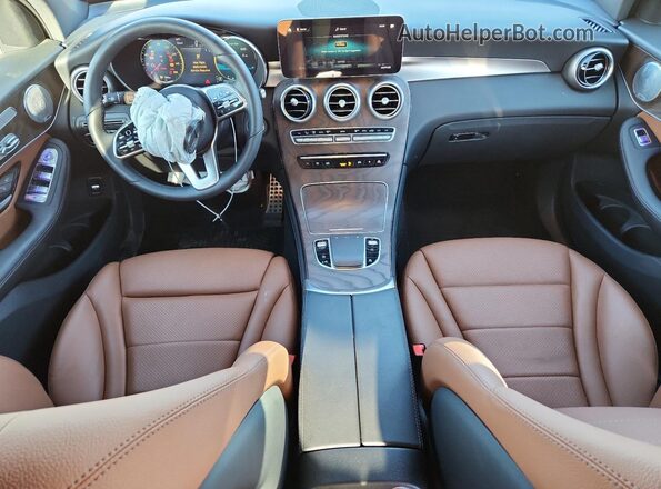 WDC0G8EB4LF700801 2020 MERCEDES-BENZ GLC-CLASS White Vista del salpicadero