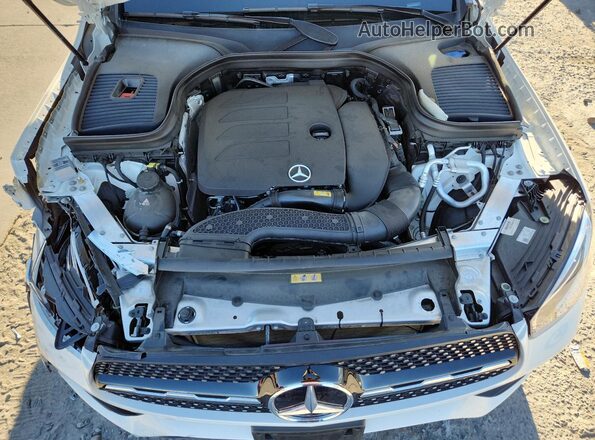 WDC0G8EB4LF700801 2020 MERCEDES-BENZ GLC-CLASS White Vista del compartimento del motor