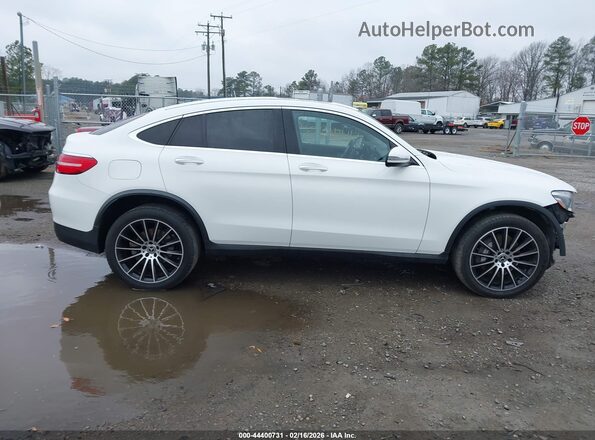 WDC0J4KB0HF220602 2017 MERCEDES-BENZ GLC 300 COUPE White უკანა სალონის ხედი