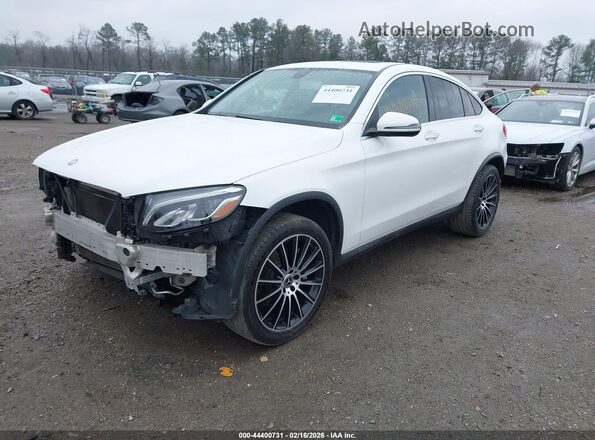 WDC0J4KB0HF220602 2017 MERCEDES-BENZ GLC 300 COUPE White წინა მარცხენა ხედი სამი მეოთხედიდან