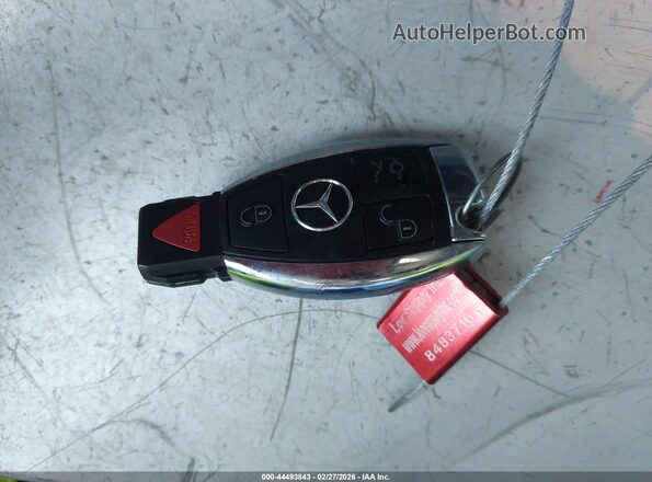 WDC0J4KB0JF327607 2018 MERCEDES-BENZ GLC 300 COUPE White Vista del salpicadero