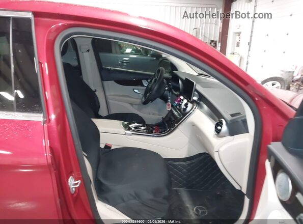 WDC0J4KB2HF245923 2017 MERCEDES-BENZ GLC 300 COUPE Red წინა სალონის ხედი