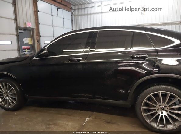 WDC0J4KB3KF569535 2019 MERCEDES-BENZ GLC 300 COUPE Black 