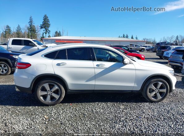 WDC0J4KB4HF189970 2017 MERCEDES-BENZ GLC 300 COUPE White Widok wnętrza 360 stopni