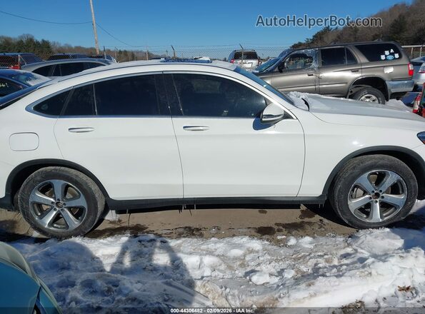 WDC0J4KB5JF385969 2018 MERCEDES-BENZ GLC 300 COUPE White Widok wnętrza z tyłu