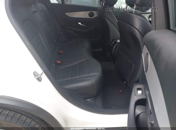 WDC0J4KB9HF244932 2017 MERCEDES-BENZ GLC 300 COUPE White VIN კოდის სტიკერის ხედი